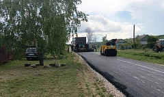 На ремонт дорог в саратовских селах направили свыше 1,3 млрд рублей